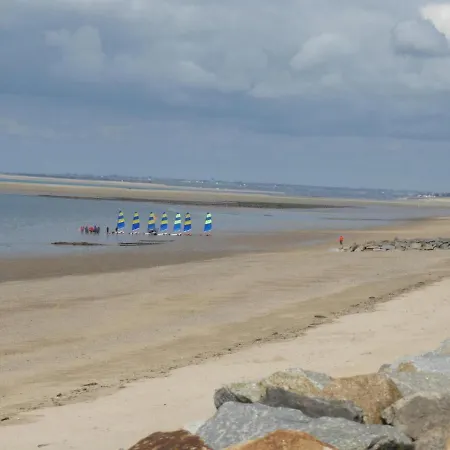 Дом отдыха House In Basse-normandie Near Mont St Michel
