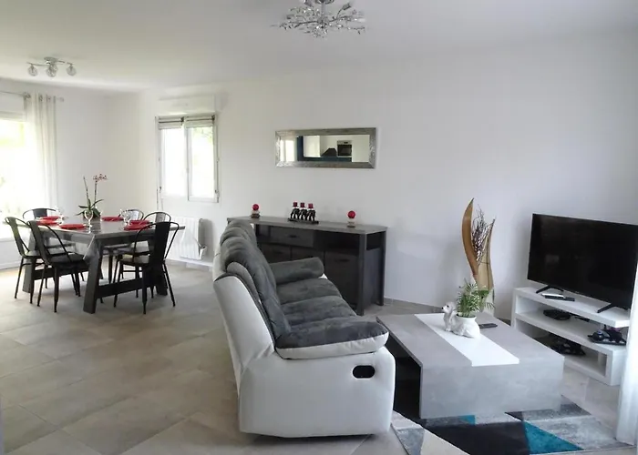 Holiday home House In Basse-normandie Near Mont St Michel Brehal